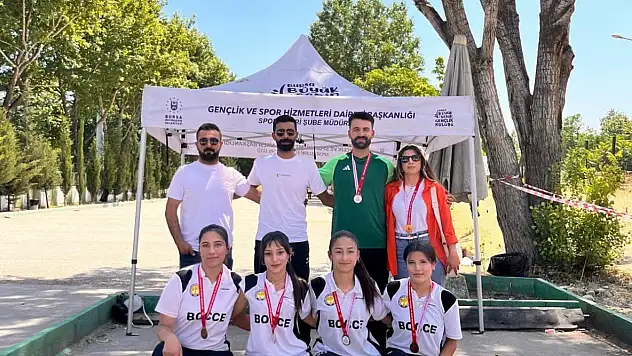 Veysel Karani Çok Programlı Anadolu Lisesi Türkiye Üçüncüsü Oldu