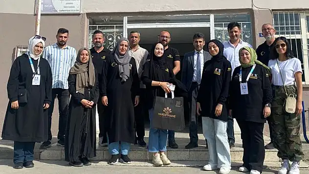 YARDIMHANE DERNEĞİNİN YARDIMLARI SİİRT'İN BAYKAN İLÇESİNE UZANDI