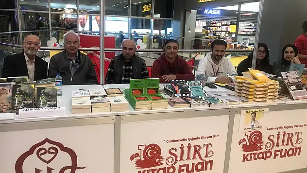 Yazar Eviz, Okuma Alışkanlığının Önemine Dikkat Çekti