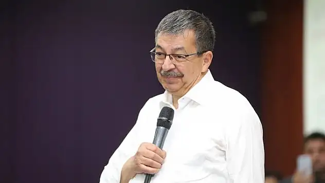 Yazar Hayati İnanç'ın Söyleşisi