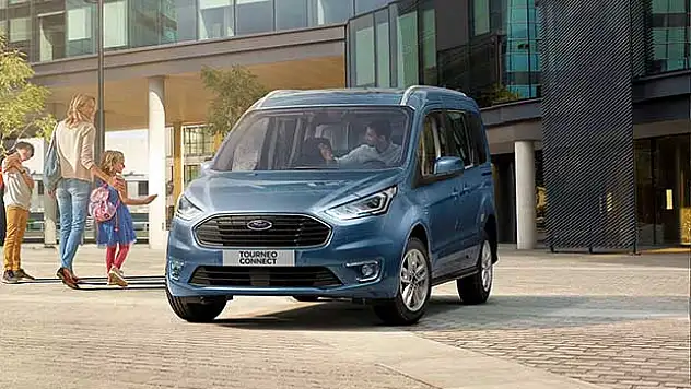 Yeni Ford Tourneo ve Transit Connect Türkiye'de! İşte fiyatları