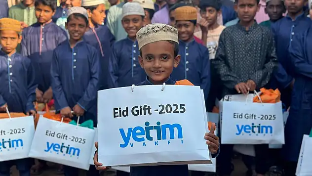 Yetim Vakfı 30 Bin Çocuğa Bayramlık Sevinci Yaşatmayı Hedefliyor