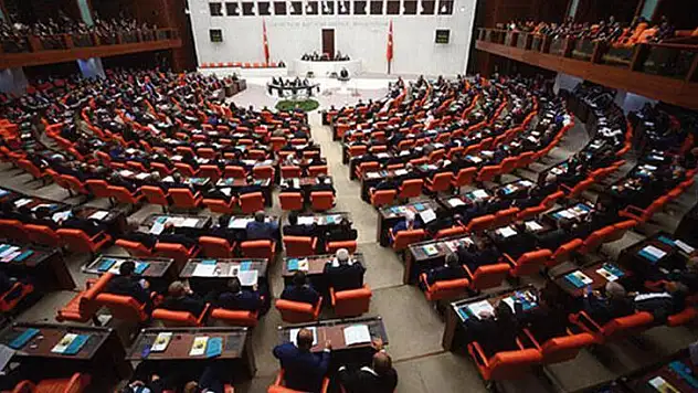 YSK İllerin Milletvekili Sayılarını Belirledi Bazı İllerin Milletvekili Sayısında Düşüş Olurken Bazı İllerdi Milletvekili Sayısı Yükseldi