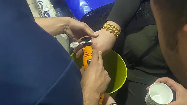 Yüzüğü Parmağında Sıkıştı! İmdadına İtfaiye Yetişti