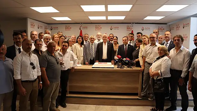 Zafer Partisi 2. Yılını Kutladı