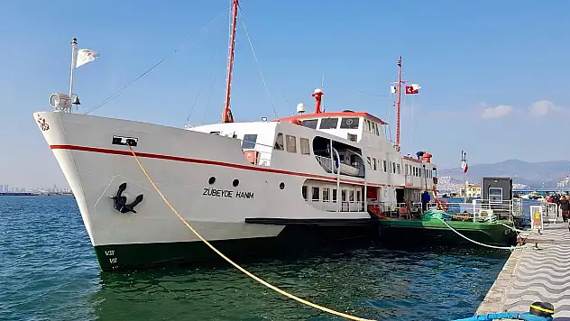 Zübeyde Hanım Eğitim ve Sergi Gemisi Yeniden Ziyarete Açıldı