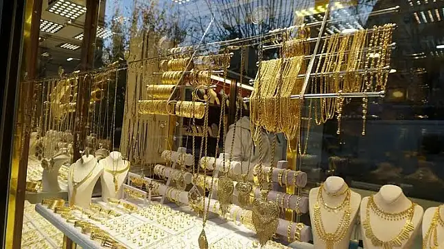 Altın Fiyatları Yükselişini Sürdürüyor: Gram Altın 6 Bin 316 TL'yi Aştı