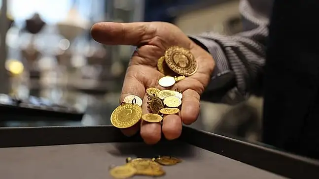 Altın fiyatlarında geri çekilme: Gram, çeyrek ve yarım altın ne kadar oldu? İşte güncel fiyatlar