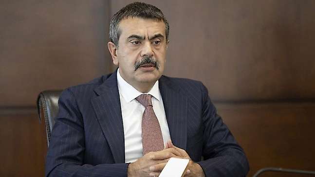 Bakan Tekin'den Öğretmenlerin Kılık Kıyafetiyle İlgili Açıklama
