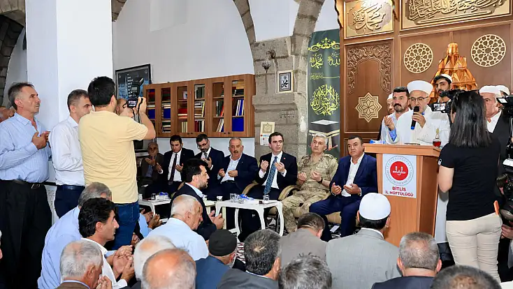 Atmanega Aşireti Lideri Hasan Açık'ın Girişimiyle Bitlis'te Örnek Barış: İki Yıllık Husumet Sona Erdi