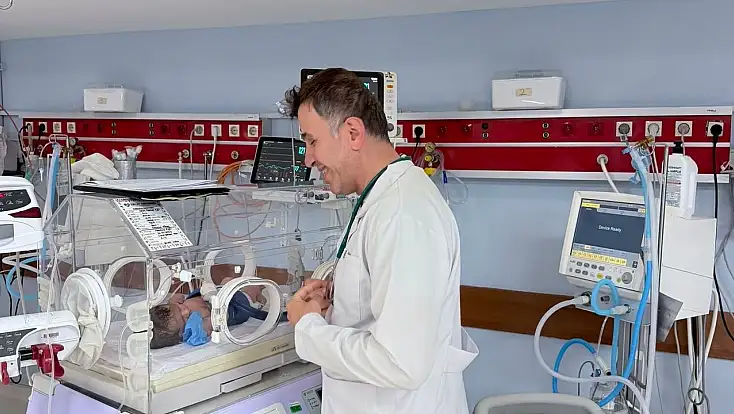 Özel Siirt Hayat Hastanesi'nde Tedavi Gören Yenidoğan Sağlığına Kavuştu