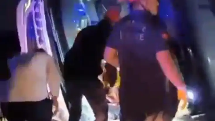 Siirt-İstanbul Seferi Yapan Yolcu Otobüsü Osmaniye Otoyolunda Devrildi: Çok Sayıda Yaralı