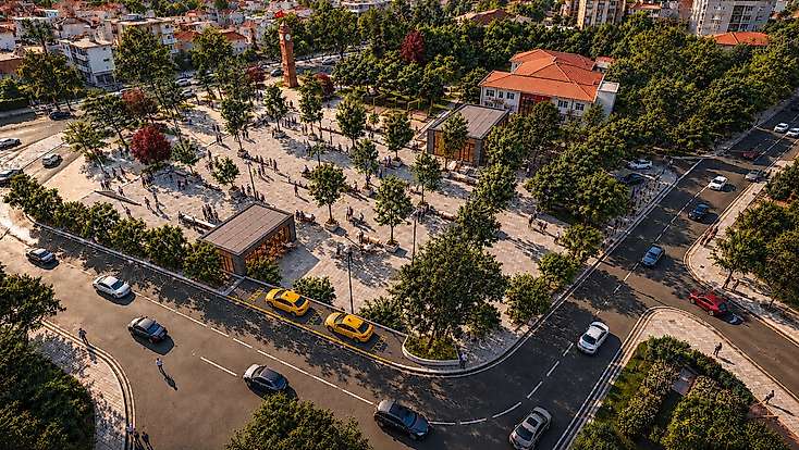 Siirt Kent Meydanı’nda Çalışmalar Hız Kazandı: 6 Ayda Tamamlanması Bekleniyor