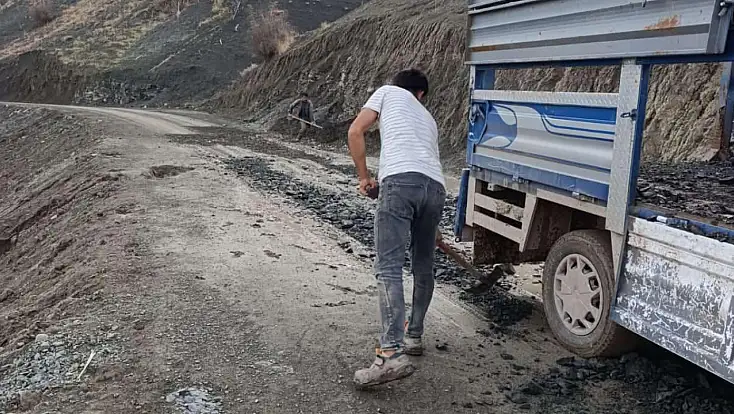 Siirt Kurtalan'da Geçici Çözüm Yetmiyor: Köy Yolu Yapılmayı Bekliyor
