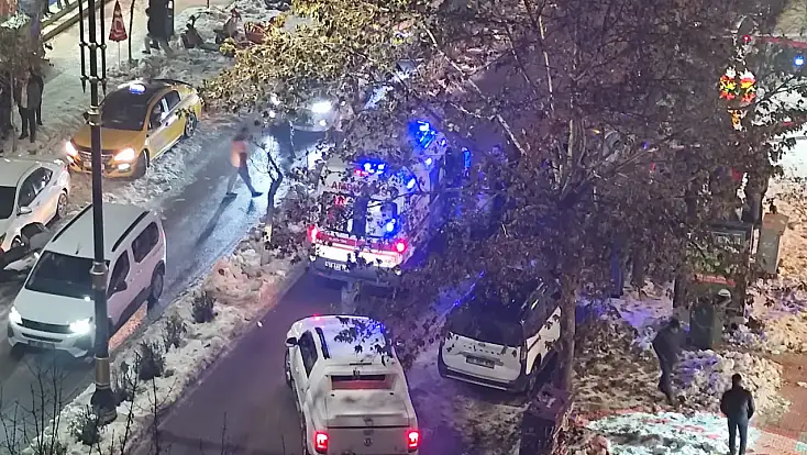 Siirt’te çocuk kaçırma iddiası: Çocuğu zorla araca bindirdiler, anne sürüklenerek yaralandı