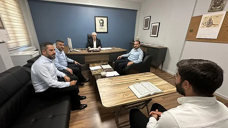 Siirt'te Kur'an Kursu Öğreticisi Adayları Mülakatta Ter Döktü