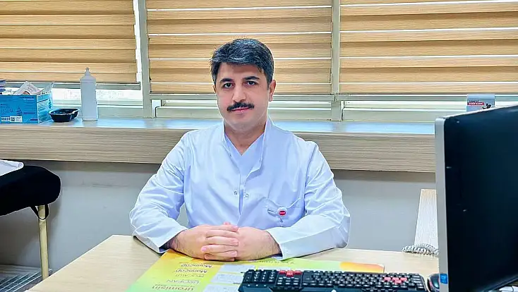 Siirt’te Op. Dr. Miraç Ataman’dan önemli uyarı: İnmemiş testiste erken tanı şart