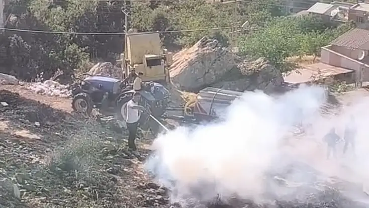 Siirt’te Otluk Alanda Çıkan Yangın Köylülerin Tankerlerle Müdahalesiyle Söndürüldü