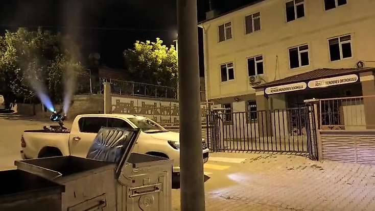 Siirt’te Sinek, Haşere ve Kenelere Karşı İlaçlama Çalışmaları Sürüyor