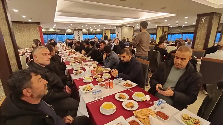 10. Yılı Münasebetiyle YES Yalıtım'dan Siirt'teki Bayilerini İftar Yemeği