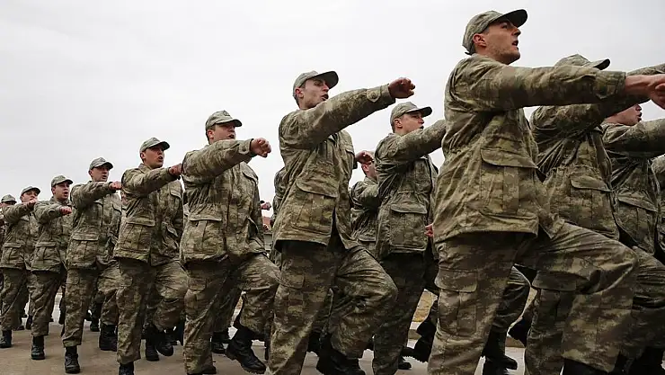 2026 Yılında Bedelli Askerlik Ücreti Ne Kadar Olacak? 330 Bin TL'yi Geçebilir