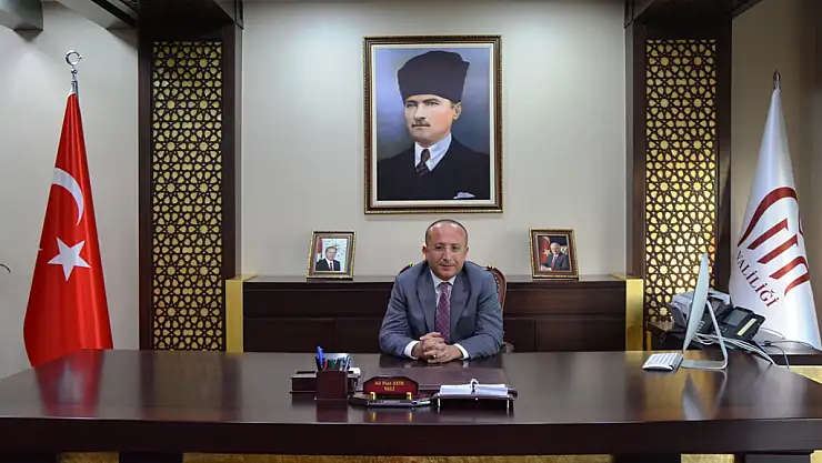 24 KASIM ÖĞRETMENLER GÜNÜ KUTLANIYOR