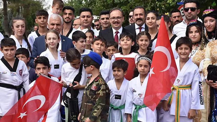 30 Ağustos Zafer Bayramının 101. Yılı  Türkiye Genelinde ve İlimizde  Coşkulu Etkinliklerle Kutlandı