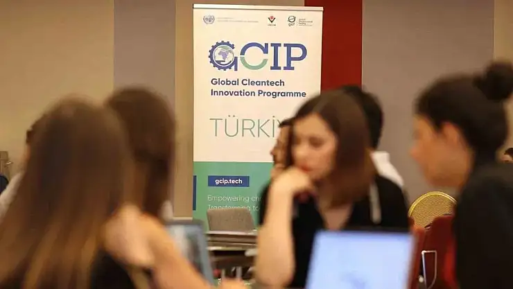  Aile ve Sosyal Hizmetler Bakanlığından temiz teknoloji alanında faaliyet gösteren kadın girişimcilere destek