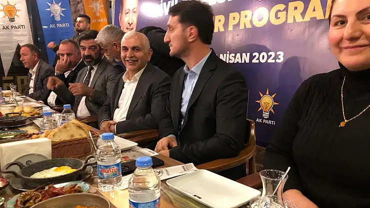 AK PARTİ KURMAYLARI STK'LARLA BULUŞTU