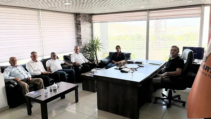 AK Parti Kurtalan Teşkilatından İstişare Toplantısı