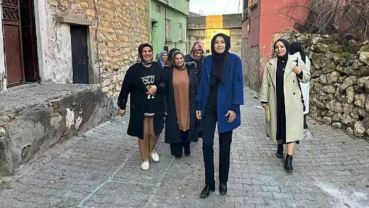 AKP Kadın Kolları Başkanı Betül Tuba Mavi: 'Siirtli Kadınlarla Çözemeyeceğimiz Sorun Kalmayacaktır'