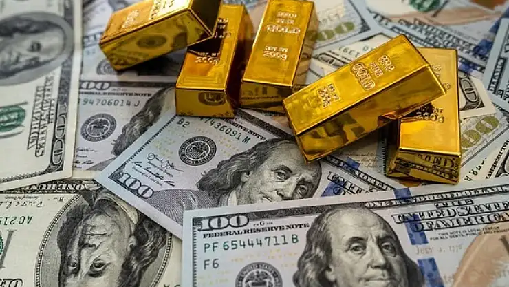 Altın Piyasasında Tahminler Değişti: Dev Bankalardan Yeni Tahmin!