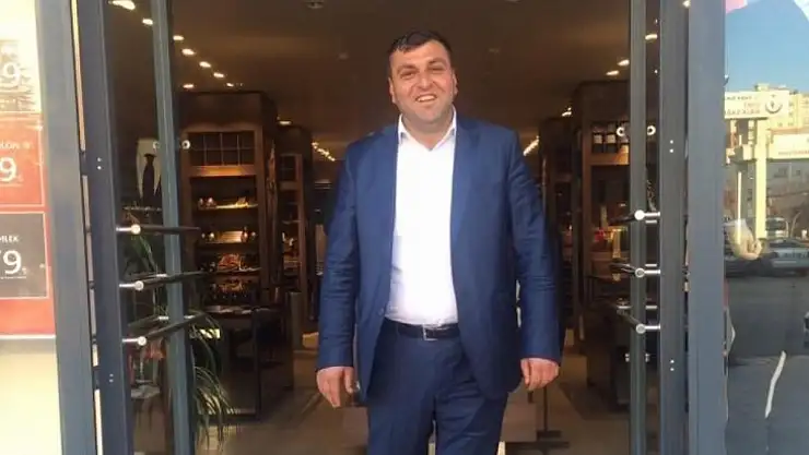 Arkadaşlarıyla Sohbet Ederken Kalp Krizi Geçiren Esnaf Öldü