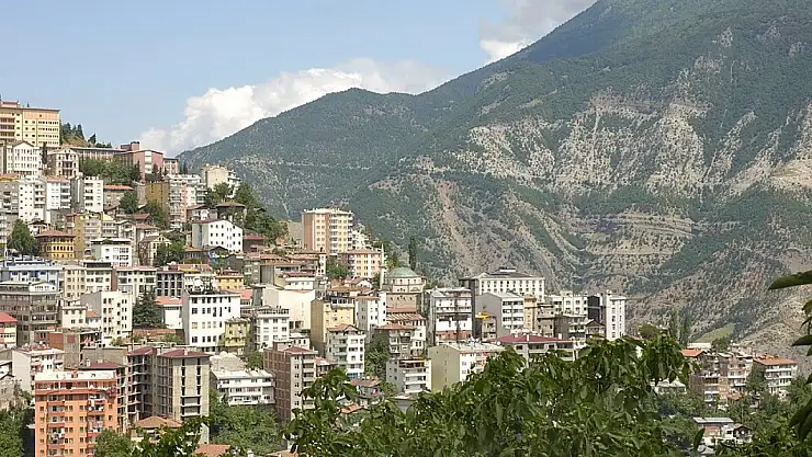 Artvin, Türkiye'nin İlk 'Sigarasız Şehri' Oluyor! Sağlık Bakanlığı'ndan tütünle mücadelede tarihi adım