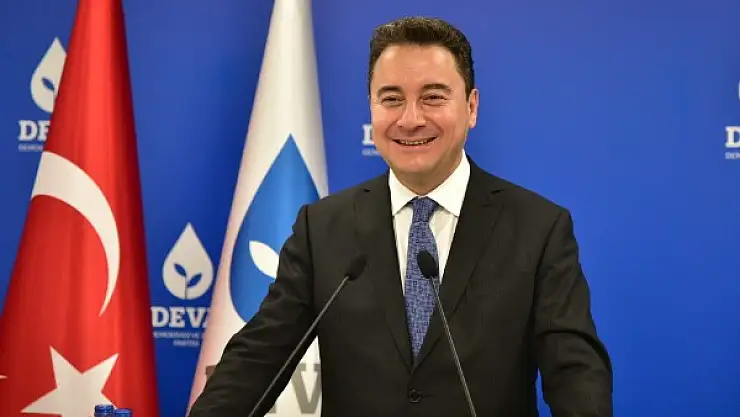 Babacan, Çin Halk Cumhuriyeti'nde Konferansa Katıldı