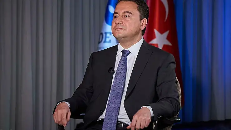 Babacan'a Kitap Fuarında Sahte Dolar Sorusu!