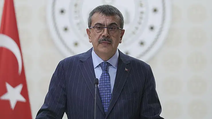 Bakan Tekin'den İki Kritik Açıklama: Zorunlu Eğitim Kısalıyor, 2025 Öğretmen Atama Tarihi Belli Oldu