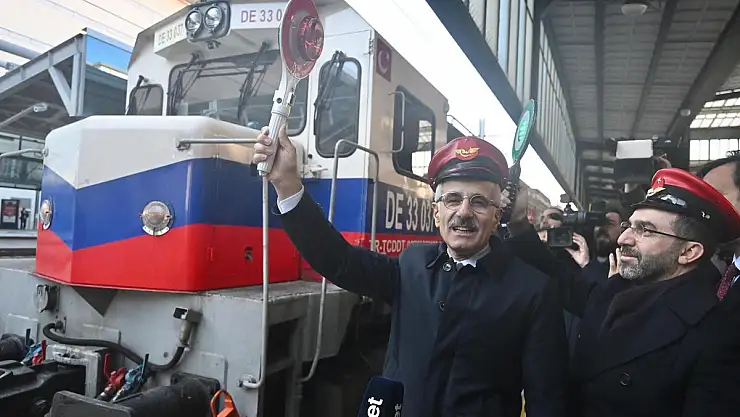 Bakan Uraloğlu, Turistik Doğu Ekspresini İlk Seferine Uğurladı
