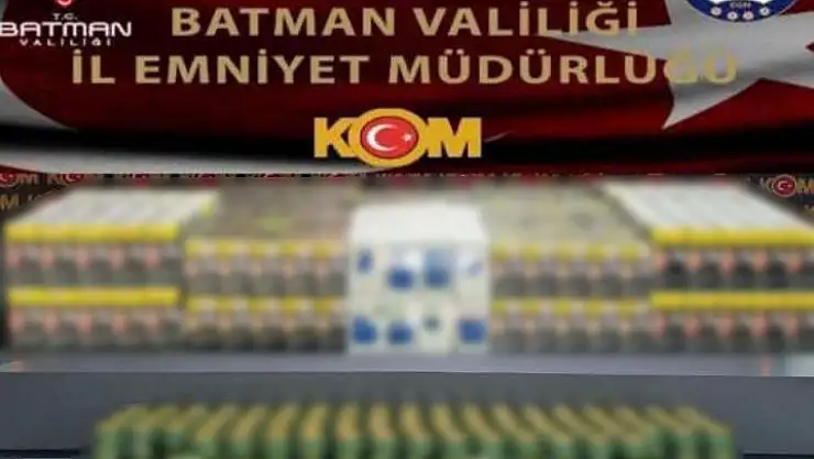 Batman'da minibüste çok sayıda kaçak ürün ele geçirildi