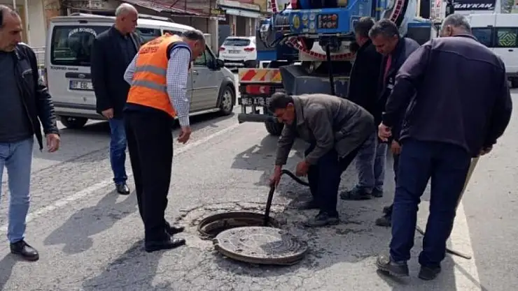 BAYKAN İLÇEMİZDE RÖGAR VE MAZGAL TEMİZLİĞİ YAPILDI