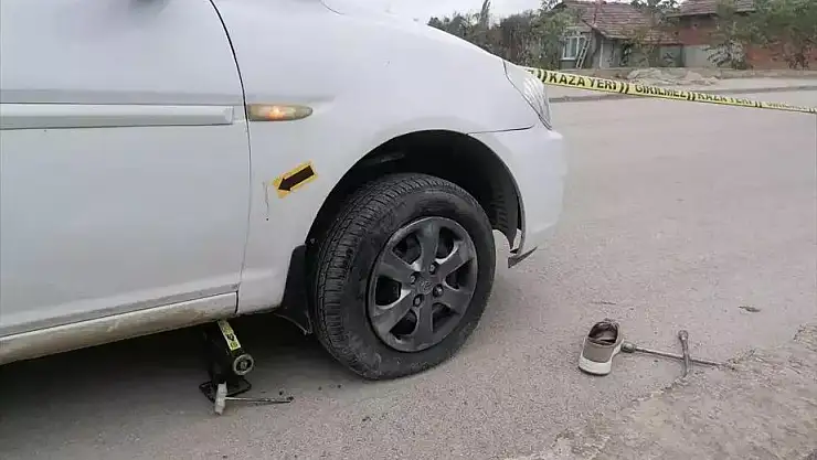Bijon Anahtarı Başına Çarpan Sürücü Hayatını Kaybetti