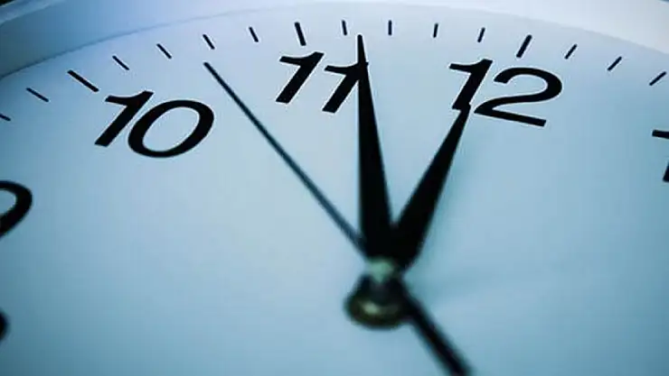 ChatGPT Neden 'Saat Kaç?' Sorusuna Doğru Yanıt Veremiyor? Uzmanlar Nedeni Açıklıyor