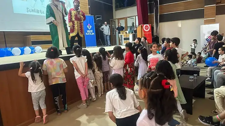 'Çocuklarımızla 100 Şenlikte Buluşuyoruz!'