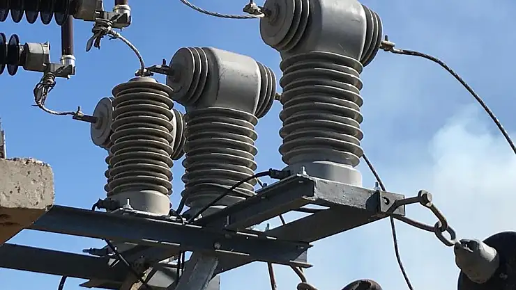 Dicle Elektrik AR-GE Merkezinde Orta Gerilim Havai Hatları İçin Ölçüm ve Haberleşme Cihazı Geliştirildi