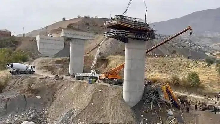 Diyarbakır'da viyadük inşaatı iskelesinde çökme: 3 ölü, 2 yaralı