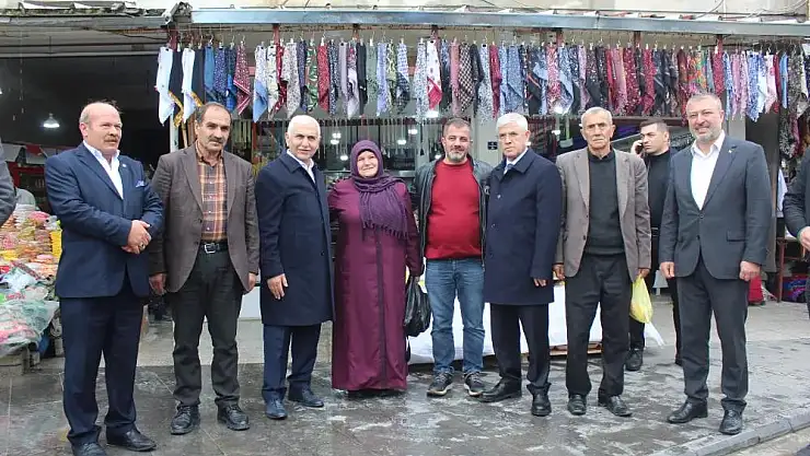 Emekli Jandarma Genel Komutanı Çetin, Veysel Karani Halkıyla Bir Araya Geldi