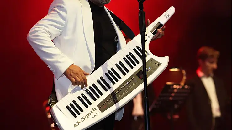 Emrah Avrupa'yı Fethediyor!