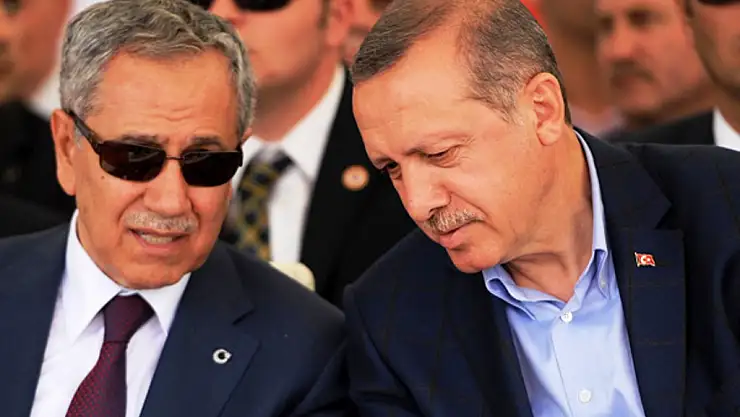 ERDOĞAN'DAN, ARINÇ'A TEPKİ: 'ARINÇ'IN 'KHK FACİADIR' SÖZÜNÜ ESEFLE KARŞILADIM