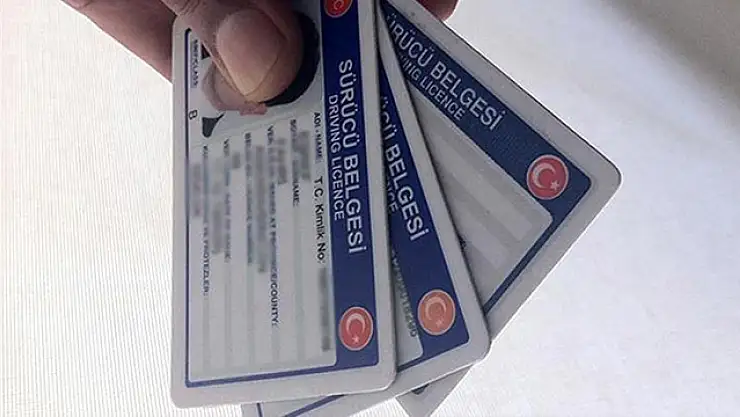 Eski Tip Ehliyetlerin Geçerliliğini Yitireceği Tarih Açıklandı
