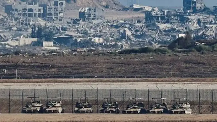 Gazze'de Kara Harekatı Başladı: İsrail Tankları Kent Merkezinde